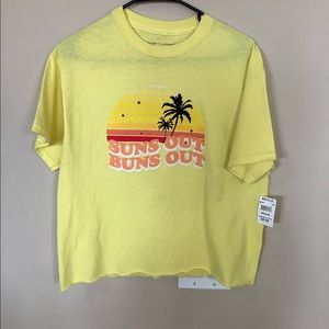 Stunner California yellow tee
